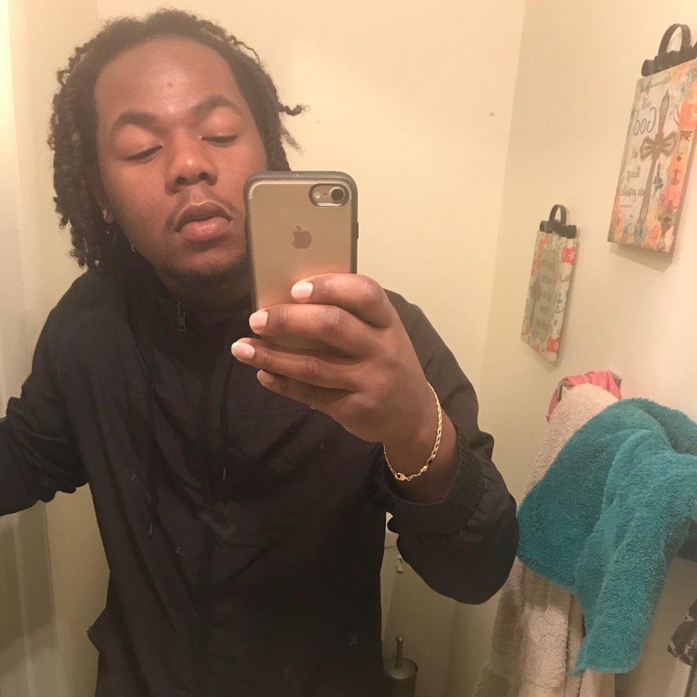 Meet your Posher, Ramique